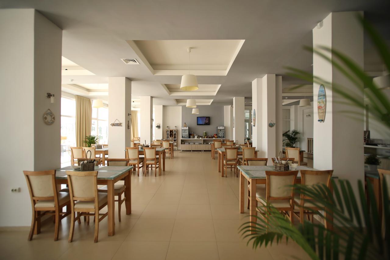 Hotel Victory Mamaia Buitenkant foto